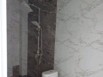 RON.A2443 RUMAH DHARMAHUSADA INDAH BARAT SURABAYA KAWASAN PREMIUM
