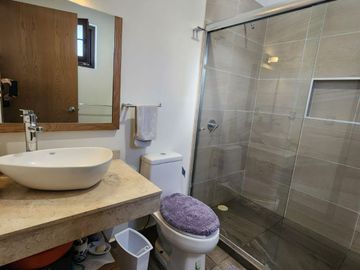 CASA EN VENTA EN METEPEC. CONDADO DEL VALLE