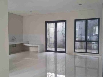 Dijual Rumah 2 Lantai Row Jalan Luas Cluster Foglio Foresta