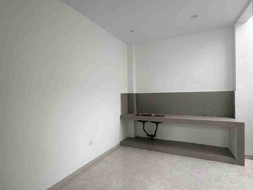 Dijual Cepat Rumah 2 Lantai Beverly Green Sudah Renovasi