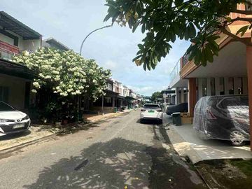 Dijual Cepat Rumah 2 Lantai Beverly Green Sudah Renovasi