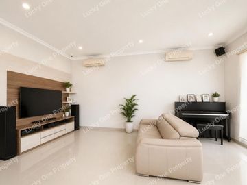 DIJUAL RUMAH SIAP HUNI – SYMPHONIA GADING SERPONG