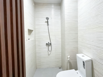 rumah baru galaxy Bekasi Selatan