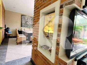 CASA EN VENTA DENTRO DEL FRACCIONAMIENTO EN JERÓNIMO DE AHUATEPEC EN LA ZONA DORADA, CUERNAVACA, MORELOS. COSTO: $7,650.000.00 MXN
