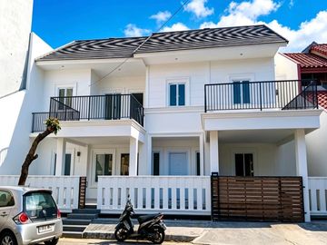 Rumah Cantik Siap Huni di Villa Melati Mas Serpong Tangsel