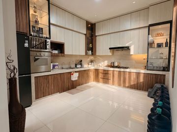 JUAL RUMAH PASADENA GADING SERPONG SUDAH RENOVASI