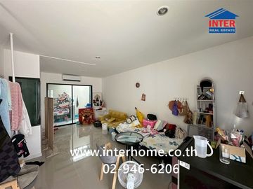 Two-story townhome, 20.1 sq.wah, M-Life Village, Lam Luk Ka-Khlong 4, near Isuzu Siam City Lam Luk Ka Co., Ltd., AC Market, Soi Lam Luk Ka 53, Lam Luk