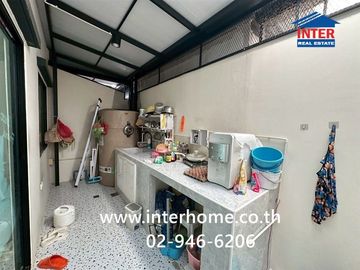 Two-story townhome, 20.1 sq.wah, M-Life Village, Lam Luk Ka-Khlong 4, near Isuzu Siam City Lam Luk Ka Co., Ltd., AC Market, Soi Lam Luk Ka 53, Lam Luk