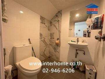 Two-story townhome, 20.1 sq.wah, M-Life Village, Lam Luk Ka-Khlong 4, near Isuzu Siam City Lam Luk Ka Co., Ltd., AC Market, Soi Lam Luk Ka 53, Lam Luk