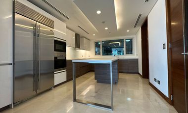 For Lease: Stunning 3 Bedroom Unit in Two Roxas Triangle