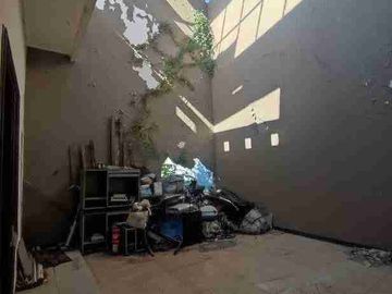 Dijual Rumah Mulyosari Prima 2 Lantai 
Luas Tanah : 120 m² (6x20)