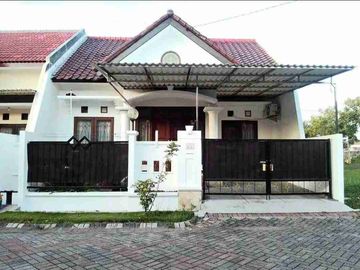 DIJUAL RUMAH GRAHA SAMPURNA WIYUNG SURABAYA SIAP HUNI