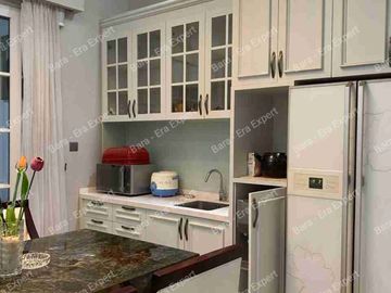Jual rumah Lux di Bendungan Hilir Jakarta pusat dengan harga murah. Siap survei!!!
