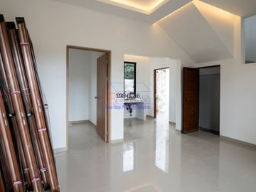 RUMAH 2 LANTAI samping Gereja Pantekosta – BENGKONG, BATAM