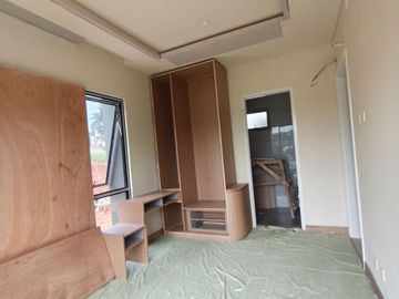 Rumah Premium FREE BEA2 3 KM MRT Lebak Bulus Cirendeu ciputat