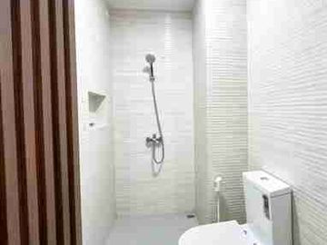 Rumah Baru 2lantai 4Kamar Tidur diGalaxy Bekasi Selatan