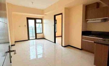 1 Bedroom with Balcony | Rent To Own No Interest Condominium |  Airbnb Ready | Manila Bay | Near DLSU Taft | MOA | Prime Location