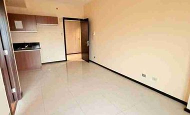 1 Bedroom with Balcony | Rent To Own No Interest Condominium |  Airbnb Ready | Manila Bay | Near DLSU Taft | MOA | Prime Location