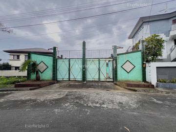 Greenwoods Executive Village - Pasig City: Residential Lot for Sale!