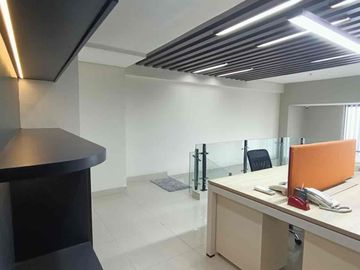 OFFICE PREMIUM FULL FURNISHED DI NEO SOHO PANCORAN – STRATA TITLE | 94 m² | HANYA Rp3,5 M NEGO!