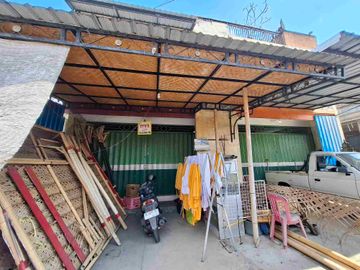 dijual bangunan 3 lantai dengan view gunung dan sawah siap di pergunan untuk usaha