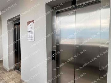 Departamento de 2 habitaciones en el piso 15 en venta, residencial Nidum, edificio con amenidades como alberca, gimnasio, roof top, a 5 minutos de Tec de Monterrey, Ibero y Angelópolis.