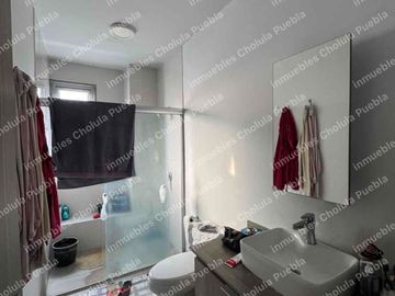 Departamento de 2 habitaciones en el piso 15 en venta, residencial Nidum, edificio con amenidades como alberca, gimnasio, roof top, a 5 minutos de Tec de Monterrey, Ibero y Angelópolis.