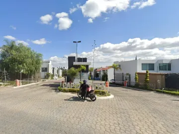 REMATO CASA EN LOMAS DE ANGELOPOLIS, PUEBLA ADJUDICADA