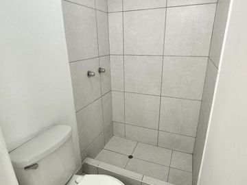 SURCO VENTA AMPLIO DEPARTAMENTO 126 M2  3 DORMITORIOS URB. CHAMA