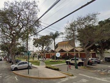 SURCO VENTA AMPLIO DEPARTAMENTO 126 M2  3 DORMITORIOS URB. CHAMA