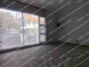 Rumah siap huni Jakarta Timur di Kayu Putih