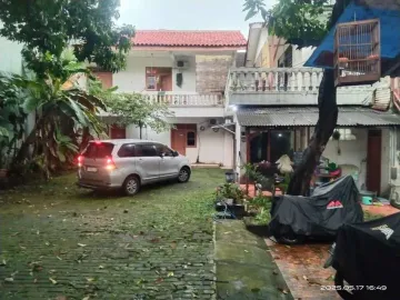 BU Rumah dan Tanah bisa beli 1/2 di Rawamangun, Jakarta Timur #217