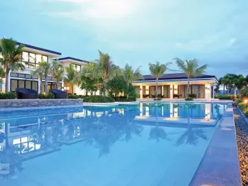 Commercial Lot for Sale in The Sonoma 1433 West Row Sta. Rosa Laguna Near NUVALI