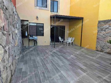 casa en renta amueblada en fraccionamiento zirandaro, san miguel de allende
