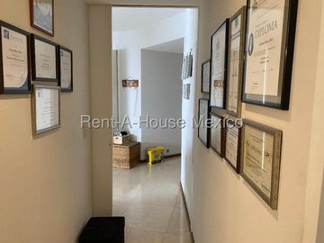 Departamento en Venta en Alvaro Obregón, Lomas de Santa Fe CMB 27-17.