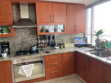 Departamento en Venta en Alvaro Obregón, Lomas de Santa Fe CMB 27-17.