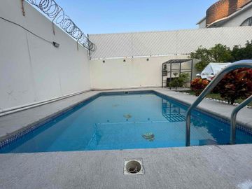 SUPER OPORTUNIDAD DE INVERSIÓN EN CUERNA CASA SEMINUEVA EN VENTA
