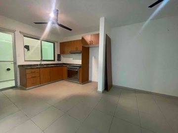SUPER OPORTUNIDAD DE INVERSIÓN EN CUERNA CASA SEMINUEVA EN VENTA