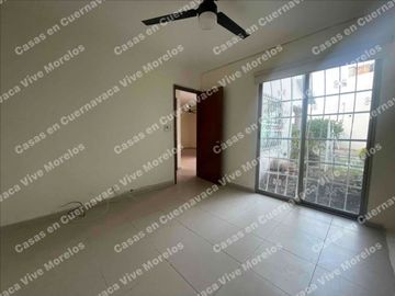 SUPER OPORTUNIDAD DE INVERSIÓN EN CUERNA CASA SEMINUEVA EN VENTA