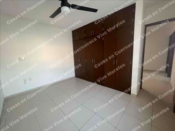 SUPER OPORTUNIDAD DE INVERSIÓN EN CUERNA CASA SEMINUEVA EN VENTA