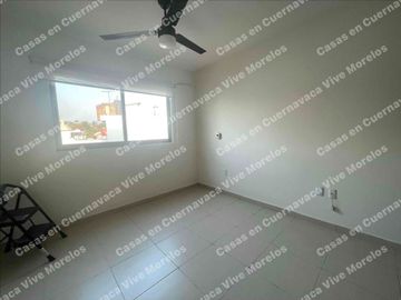 SUPER OPORTUNIDAD DE INVERSIÓN EN CUERNA CASA SEMINUEVA EN VENTA