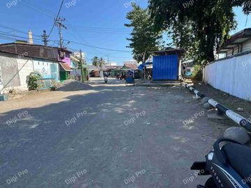 Dijual Rumah Tua Hitung Tanah Luas 216m2. SHM. Dekat Pintu Masuk Pelabuhan