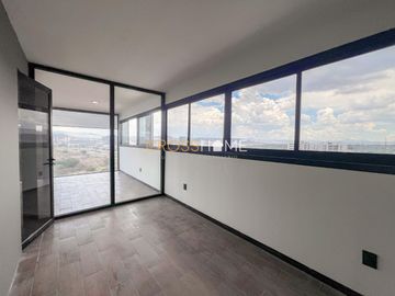 Oficina en Renta en Jurica | Acceso Privado y Vista Panorámica Cerca de Antea