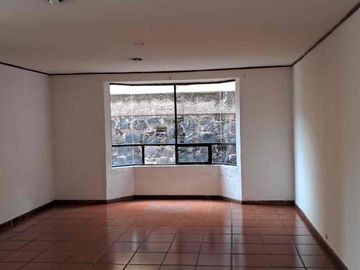 Casa en venta 3 recámaras y sala tv, atrás Plaza San Diego, San Pedro Cholula, Pue.