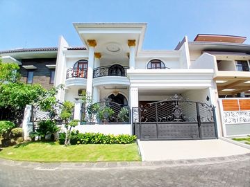 Rumah Mewah Di Perumahan Araya Blimbing Malang