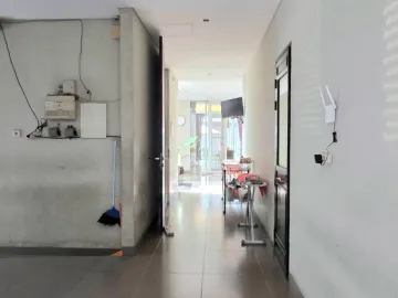 Jual Rumah PHG Nuansa Villa 7 Kamar Tidur Ada Pavilion