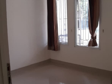 Rumah Murah di Serpong Terrace, 1 Lantai Siap Huni, St
