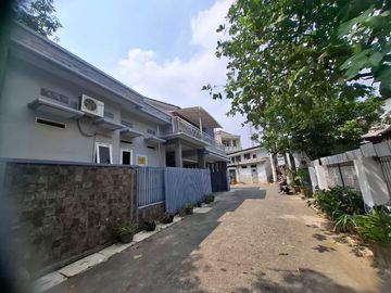 Rumah dijual Murah 2 Lantai, Hook Jatimakmur, Bekasi dekat Mal Pondok Gede