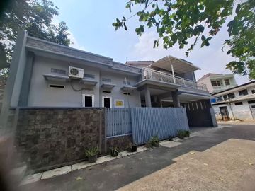 Rumah dijual Murah 2 Lantai, Hook Jatimakmur, Bekasi dekat Mal Pondok Gede