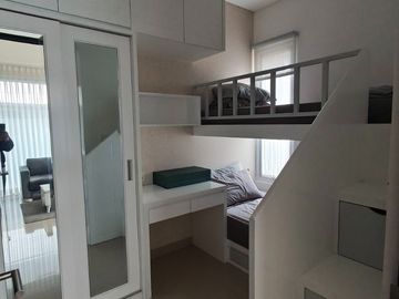 RUMAH Baru Full Furnished Siap huni di Cluster Shila Sawangan Depok